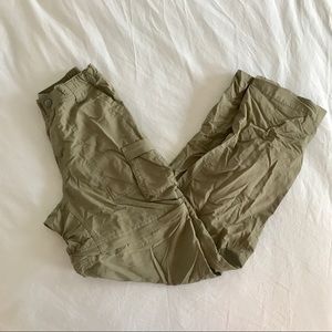 LIKE NEW! REI Sahara Convertible Pants sz 2